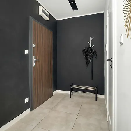 Modern With Parking Near Malta By Renters Poznan