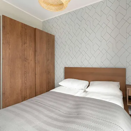 Modern With Parking Near Malta By Renters * Poznan